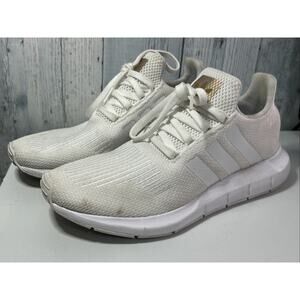 Adidas Shoes Womens 8 Swift Run White Knit Running Sneakers Comfort EG9492